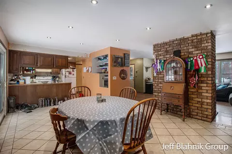 2430 Honey, Ada, MI 49301 photo 22