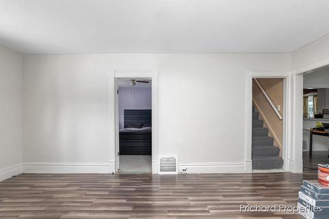 121 W Division, Belding, MI 48809 photo 12