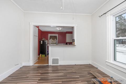 121 W Division, Belding, MI 48809 photo 7