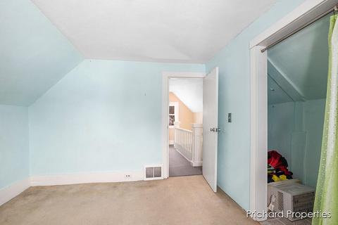 121 W Division, Belding, MI 48809 photo 24