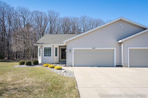 3857 Fairway Dr #24, Norton Shores, MI 49441