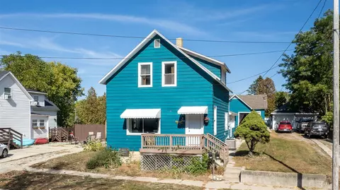 158 156 Monroe, Manistee, MI 49660