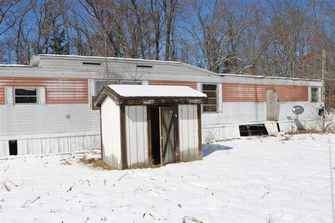 3611 E 8th, White Cloud, MI 49349 photo 3