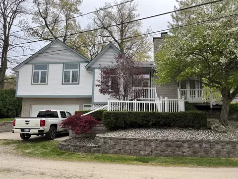 50092 South, Dowagiac, MI 49047