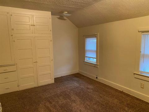 1215 Maple Ave, Jackson, MI 49203 photo 14
