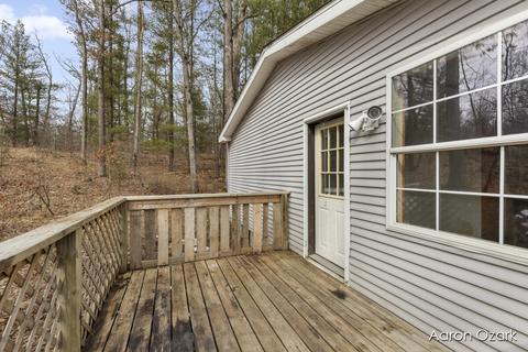 4567 E 104th, Grant, MI 49327 photo 7