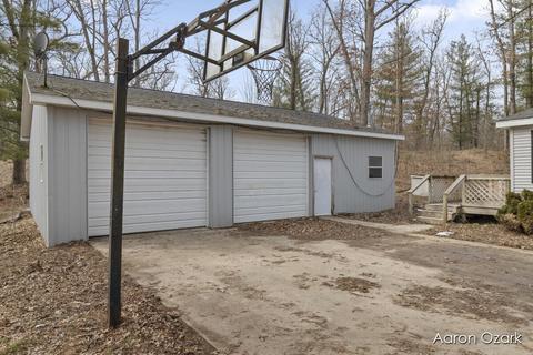 4567 E 104th, Grant, MI 49327 photo 5