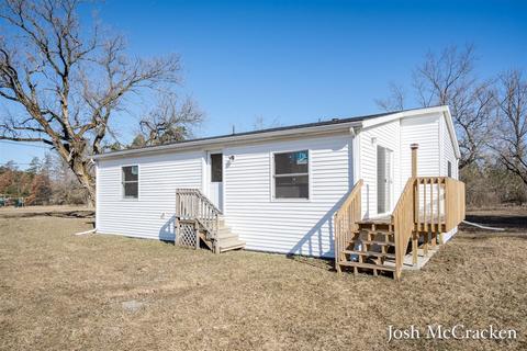 13040 60th, Remus, MI 49340