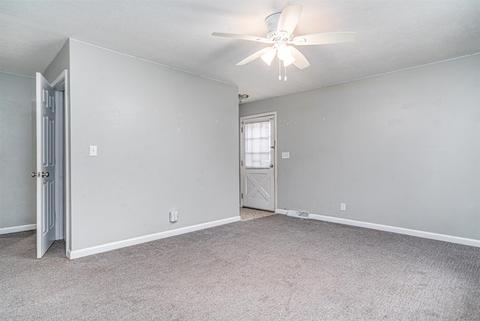 209 5th, Three Rivers, MI 49093 photo 4