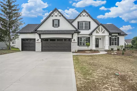 8233 Mid Park, Jenison, MI 49428