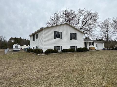 1495 Croton, Newaygo, MI 49337