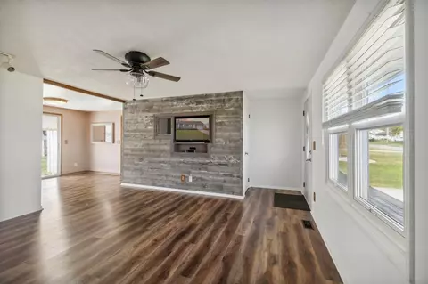 5629 Poplar, Jackson, MI 49201 photo 4