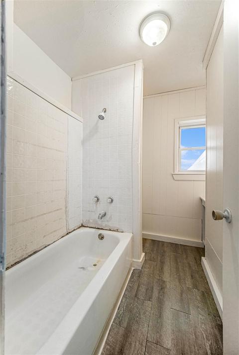 658 Cooper St, Jackson, MI 49201 photo 5