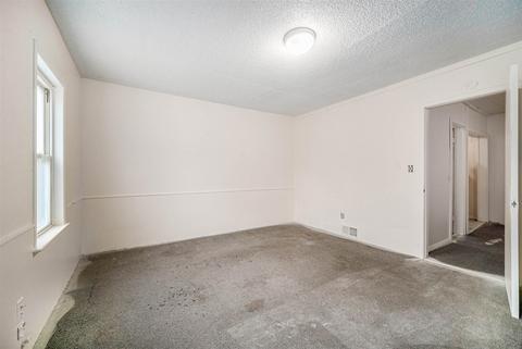 658 Cooper St, Jackson, MI 49201 photo 4