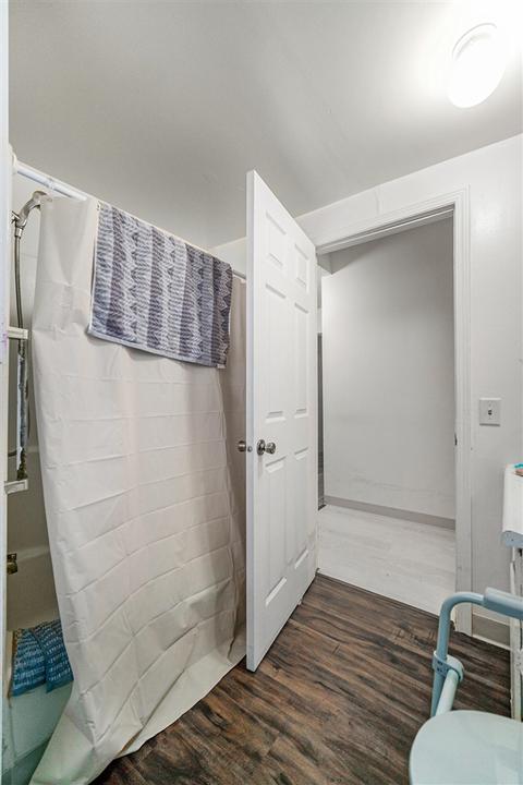 658 Cooper St, Jackson, MI 49201 photo 18