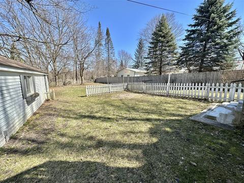 57 E Division, Sparta, MI 49345 photo 12