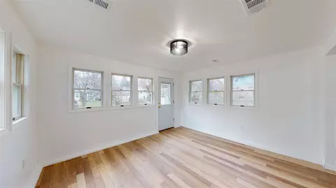 339 N Marshall, Marshall, MI 49068 photo 12