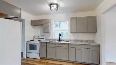 339 N Marshall, Marshall, MI 49068 photo 7