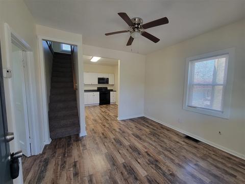 434 Dewey, Jackson, MI 49202 photo 2