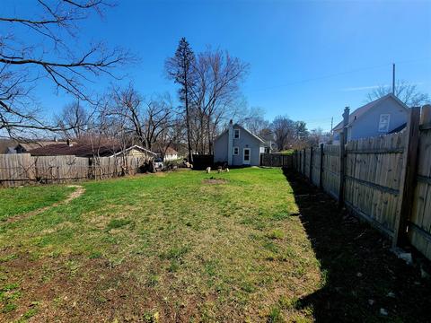 434 Dewey, Jackson, MI 49202 photo 13