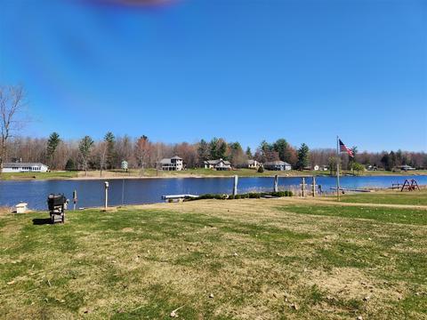 9692 Fawn Lake Dr, Canadian Lakes, MI 49346