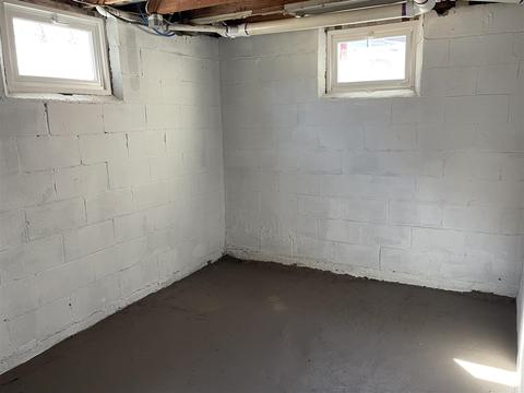 259 Douglas, Jackson, MI 49203 photo 35