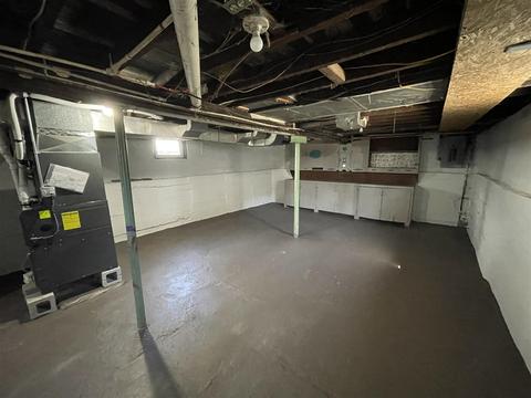259 Douglas, Jackson, MI 49203 photo 31