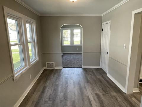 259 Douglas, Jackson, MI 49203 photo 8