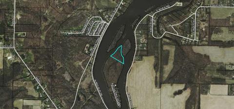 Bachelor, Buchanan, MI 49107 photo 2