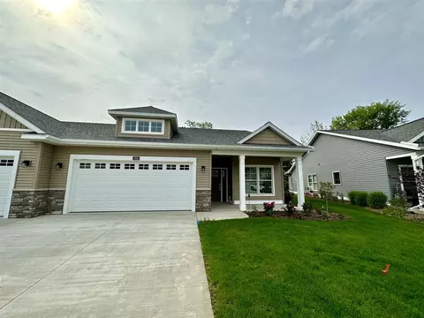 1055 Maplewood #29, Holland, MI 49423