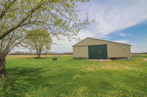 54285 Flatbush, Marcellus, MI 49067 photo 5