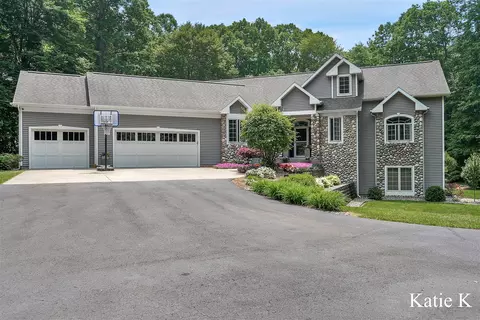 11487 Loggers, Grand Haven, MI 49417