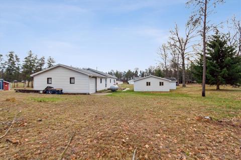 10201 Suzanne, Harrison, MI 48625 photo 40