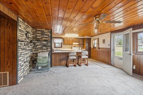 10201 Suzanne, Harrison, MI 48625 photo 9