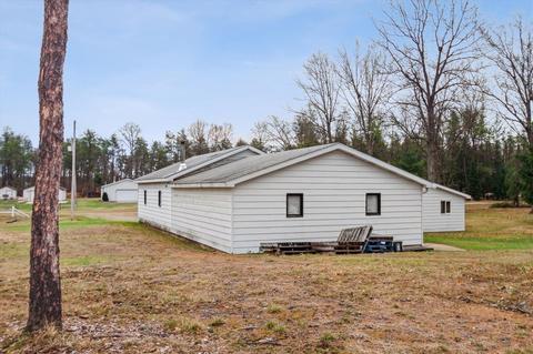 10201 Suzanne, Harrison, MI 48625 photo 39