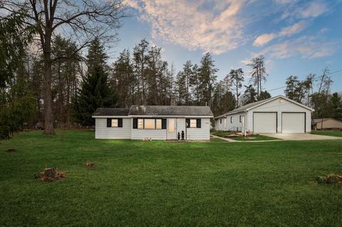10201 Suzanne, Harrison, MI 48625 photo 1