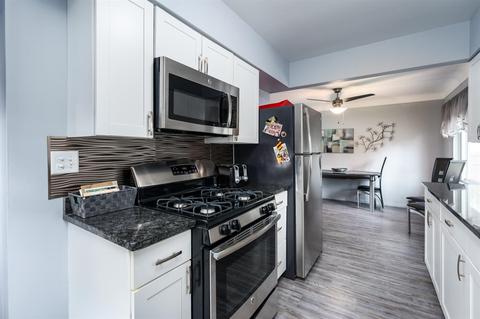 421 E Thomas St, Parchment, MI 49004 photo 10