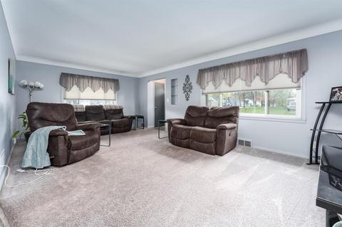 421 E Thomas St, Parchment, MI 49004 photo 4
