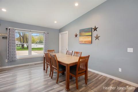 401 Nelson, Stanton, MI 48888 photo 7