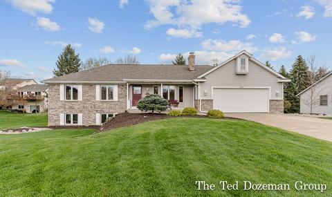 1267 Astro Ct, Georgetown Township, MI 49428