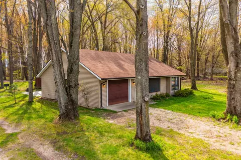 57 E Baseline, Gobles, MI 49055 photo 36