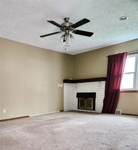 11814 Old Belding, Belding, MI 48809 photo 3
