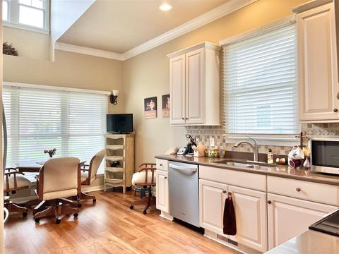 815 E Barrington, Jackson, MI 49203 photo 14