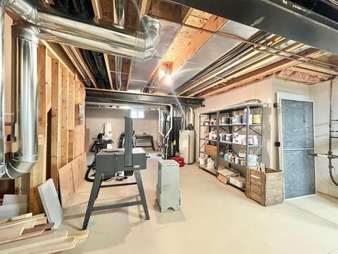 815 E Barrington, Jackson, MI 49203 photo 41