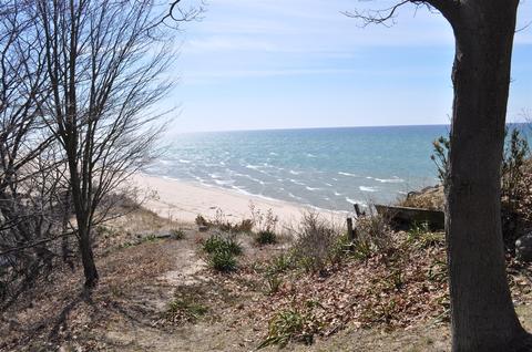 6 Lost Lk, Montague, MI 49437