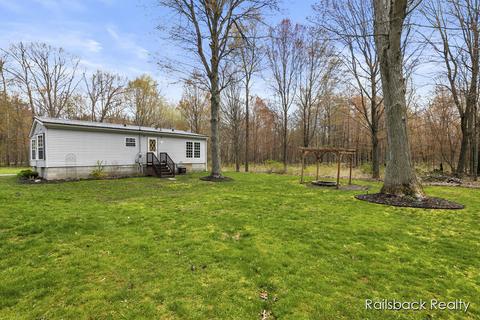 914 E 128th, Grant, MI 49327 photo 19