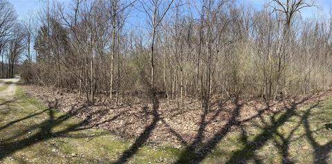 5620 Hidden Ln, Sawyer, MI 49125