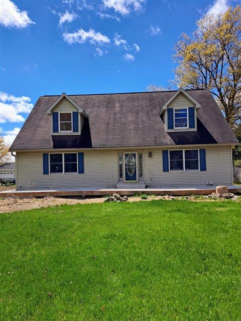 123 N F, Trufant, MI 49347