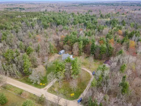 23614 Eisenhower Rd, Newaygo, MI 49337 photo 3