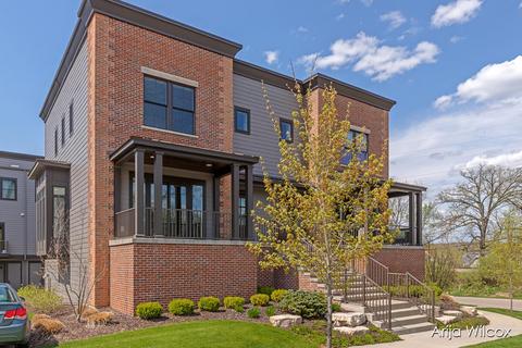 7293 Schoolhouse Dr SE #12, Ada, MI 49301